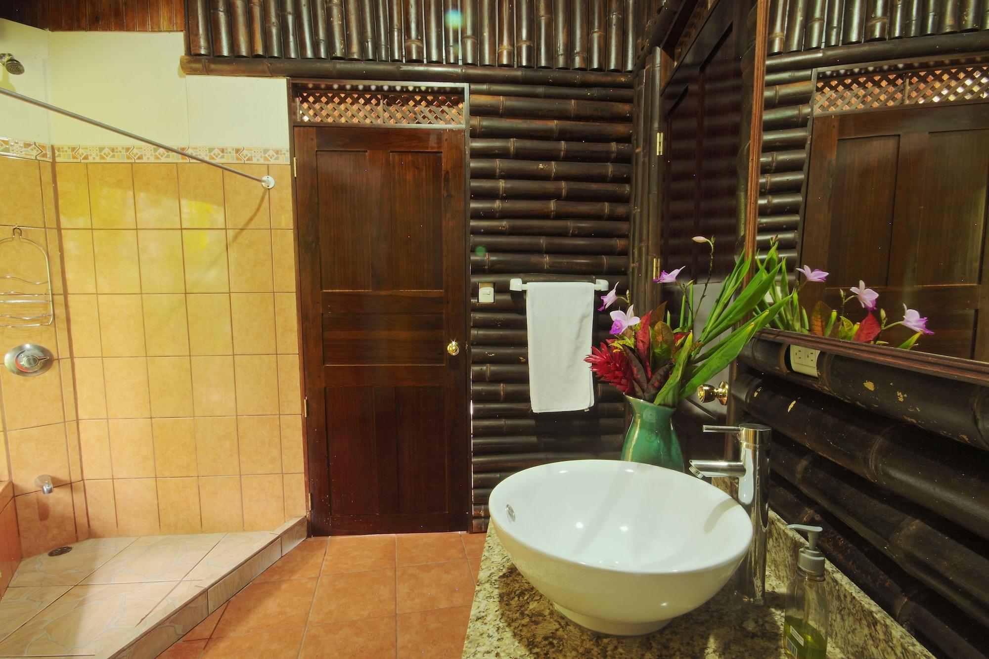 La Fortuna Arenal Waterfall Lodge Villas מראה חיצוני תמונה