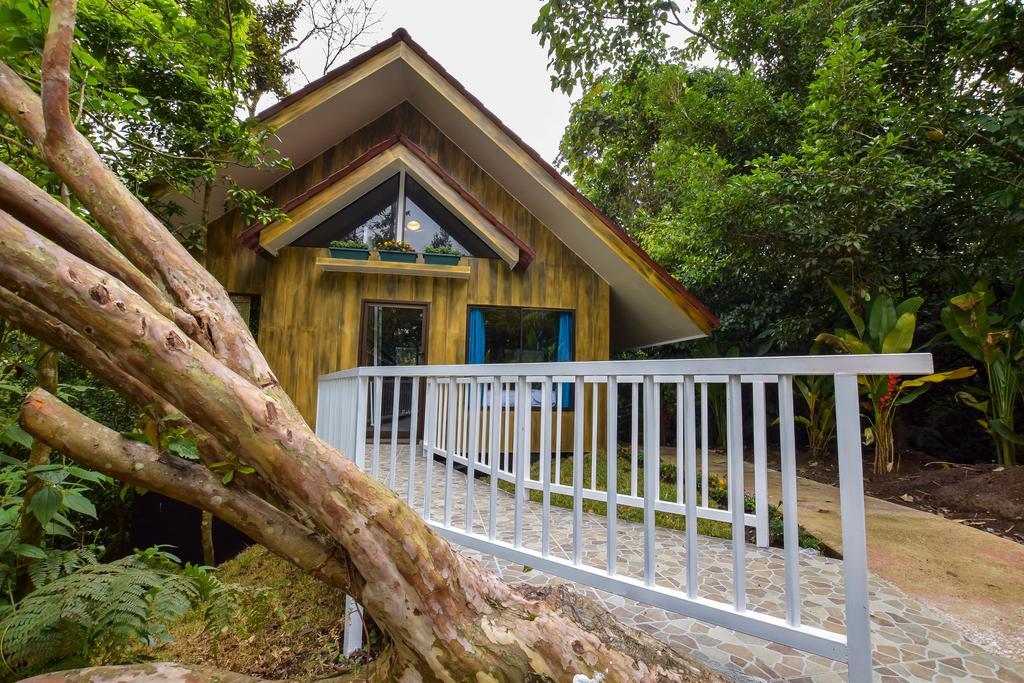 La Fortuna Arenal Waterfall Lodge Villas מראה חיצוני תמונה